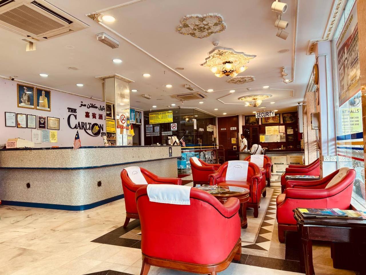 Carlton - Next To Terminal Bus Station 2* Seremban
